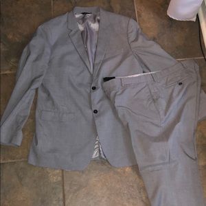 Banana Republic Tailored Grey Suit! 46L/ 38x32
